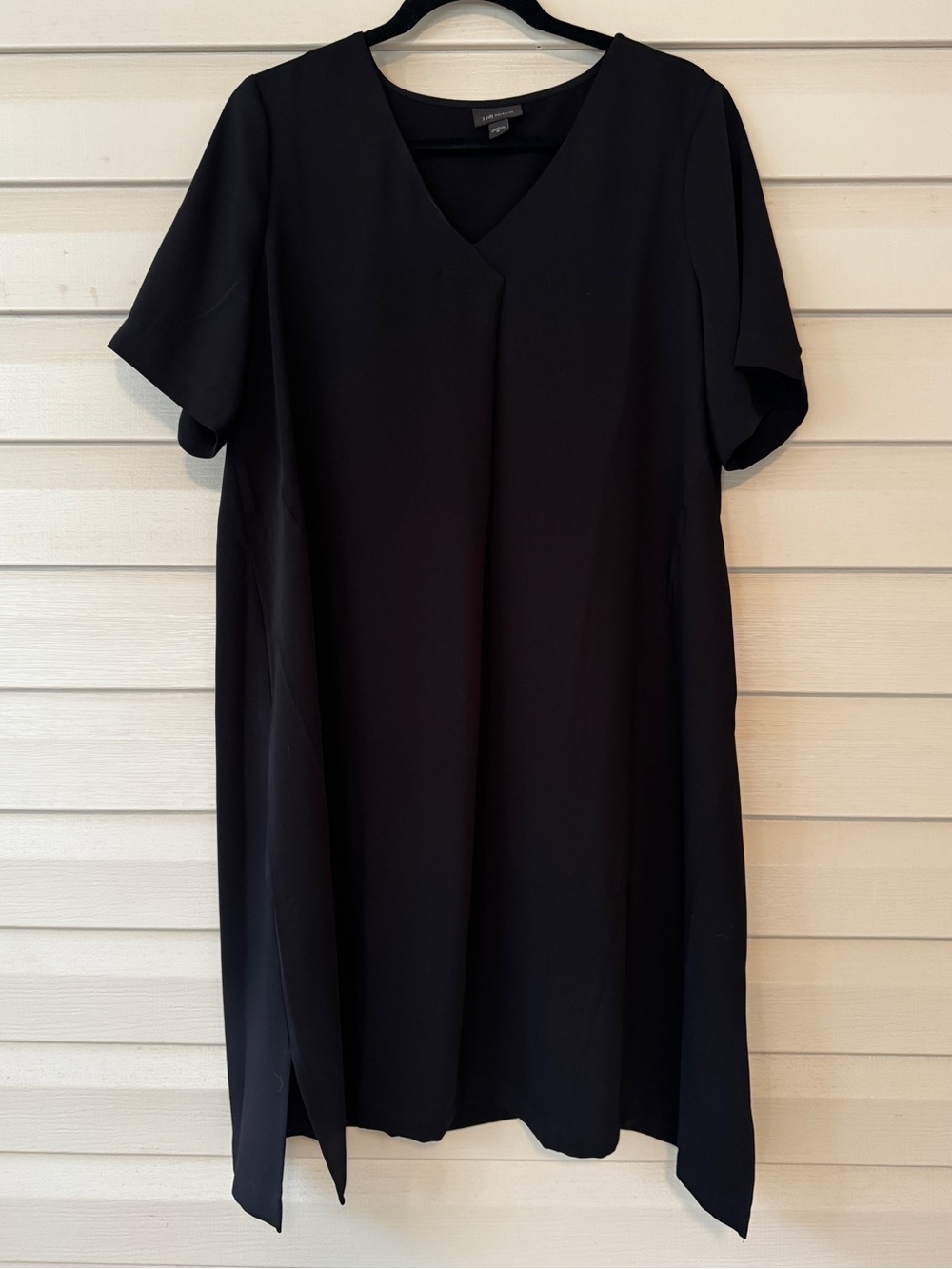 J. Jill Wearever Women’s Medium Black Swing Dress Short Sleeve V-Neck